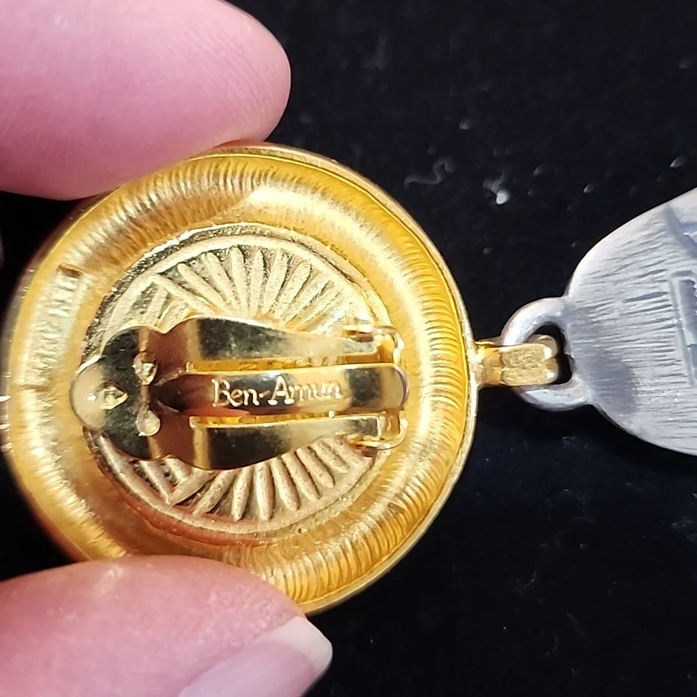 RARE Ben-Amun Lotus Flower Statement Clip Earrings, Vintage 1950s - Picture 7 of 7